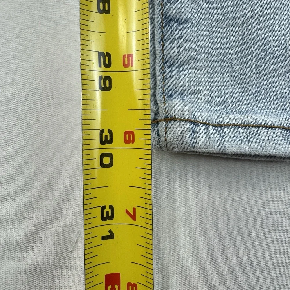 American Eagle Next Level Airflex Men's 28x32 Light Wash Straight Leg Jeans
